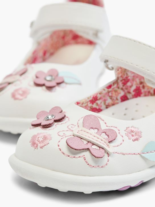 cupcake de alta costura de baixo do sapato branco deichmann