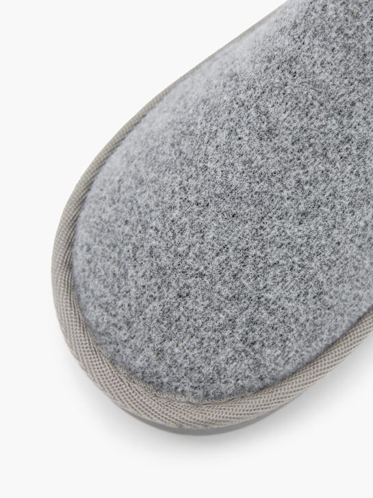 bancada de casa de chinelo cinza deichmann