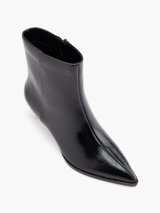 passarela clássica ankle boot preta deichmann