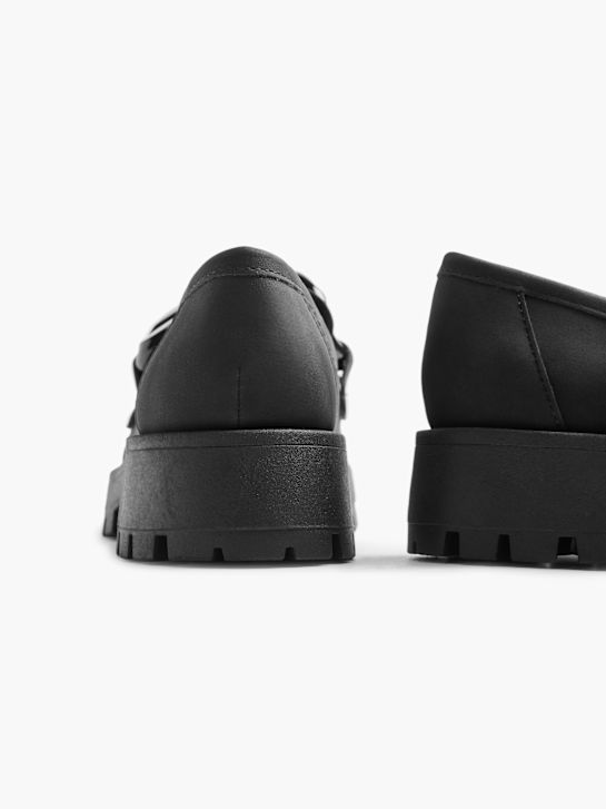 passarela loafer preto deichmann